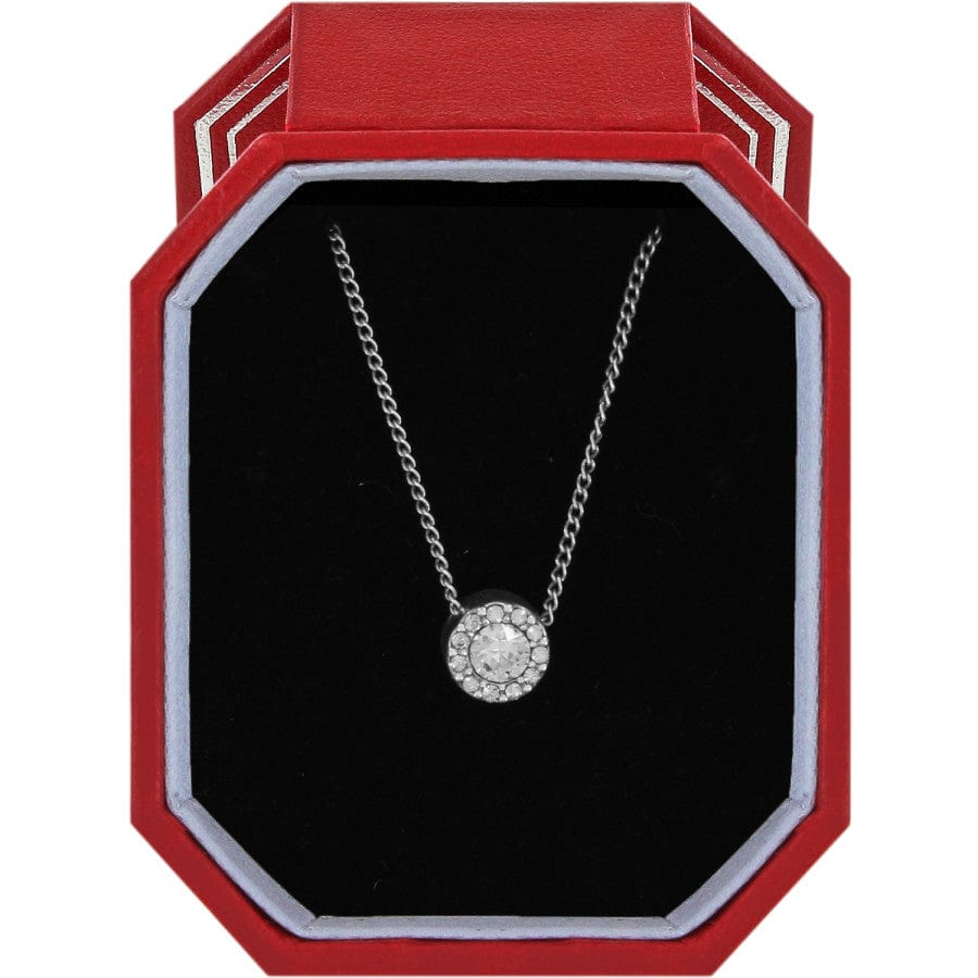 illumina-solitaire-necklace-gift-box__silver_0_cb1b08a7-9555-4a7d-a5a6-80f82c01af03