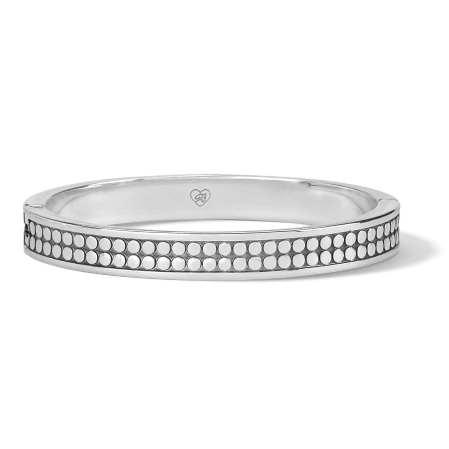 pebble-round-hinged-bangle__silver_0_6a5d0b4e-f436-48d6-8b43-b70cbeb9fd8a