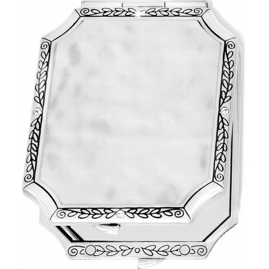 tapestry-compact__silver_0_50e3f42e-8b0f-403e-985c-56a3ce53bbb2